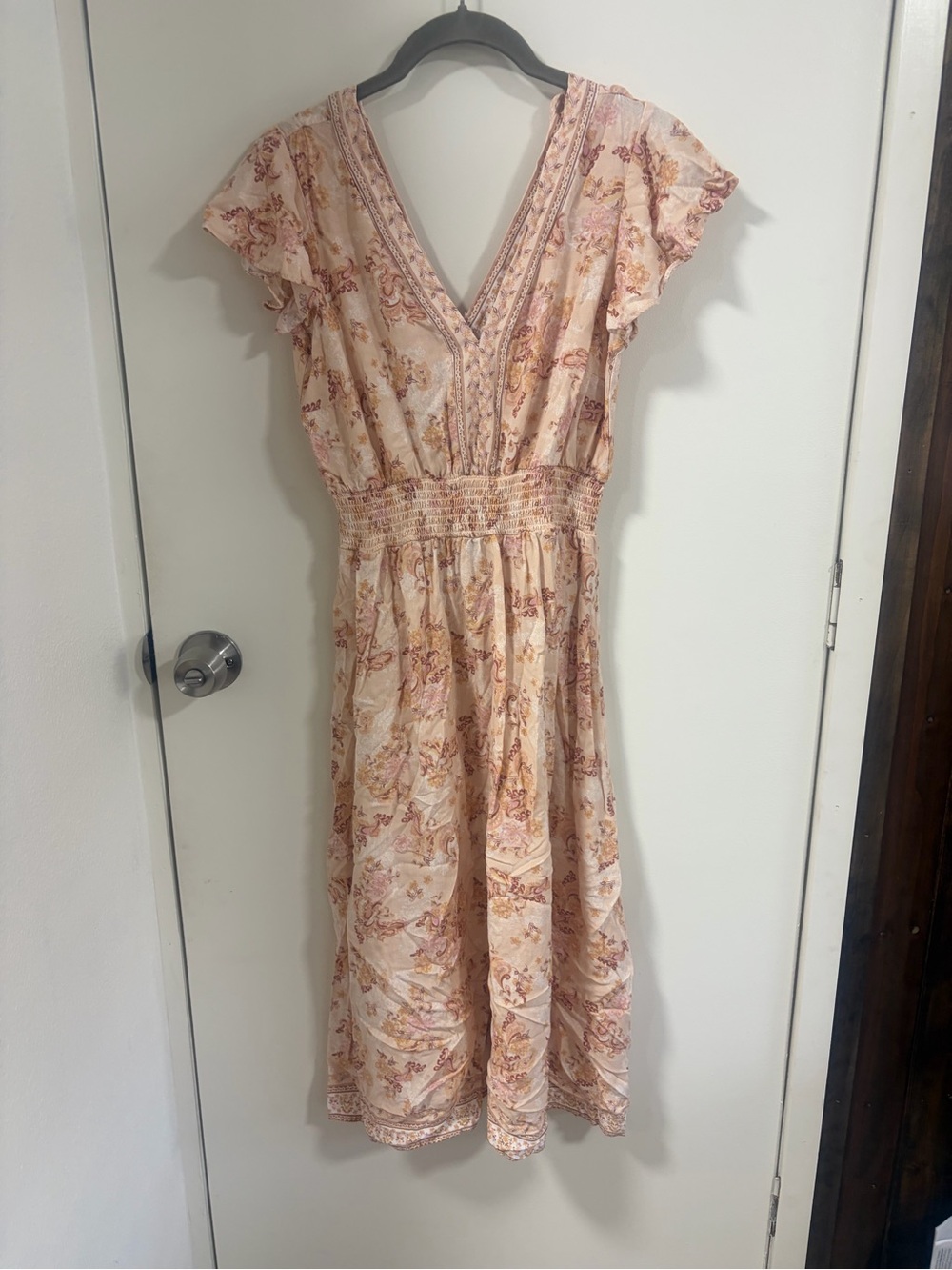 Lucky Brand Blush Pink Floral V‑Neck Midi Dress